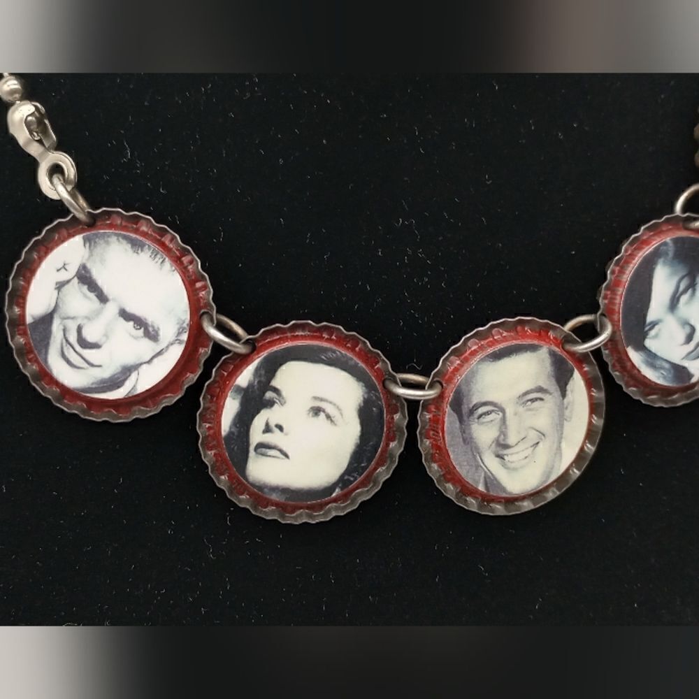 Original Unique Handmade Hollywood Movie Stars Bottle Cap Cork Silver Necklace - Picture 2 of 9